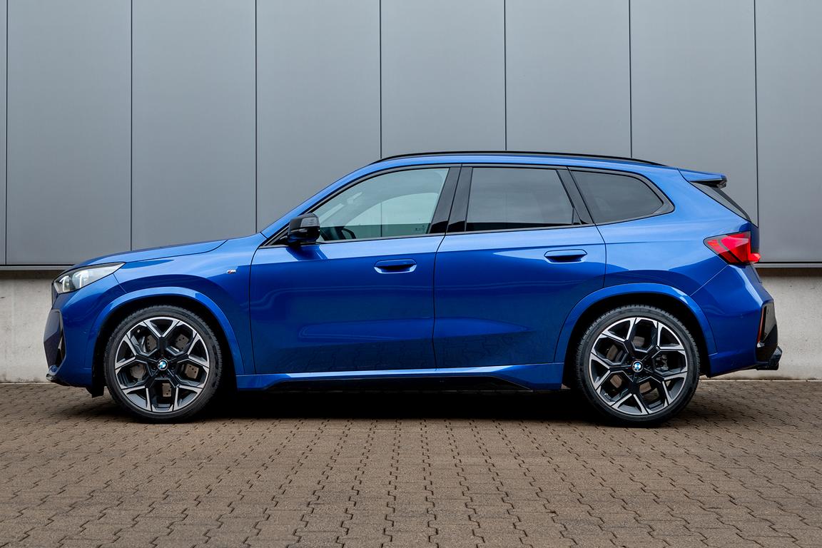 Dampf est dans la petite cabane : la nouvelle BMW X1 M35i xDrive avec H&R Sportfedern !