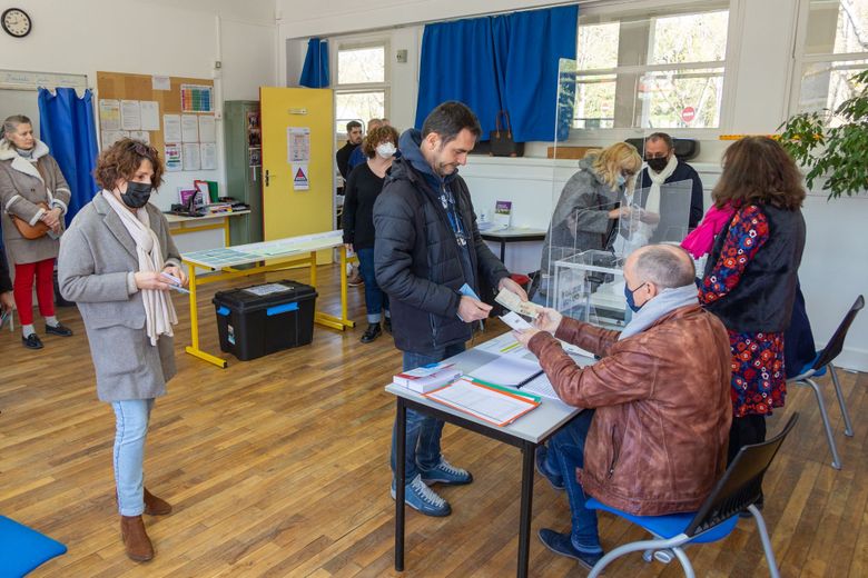 Les huit bureaux de vote de la ville seront ouverts les 15 et 22 mars prochains.