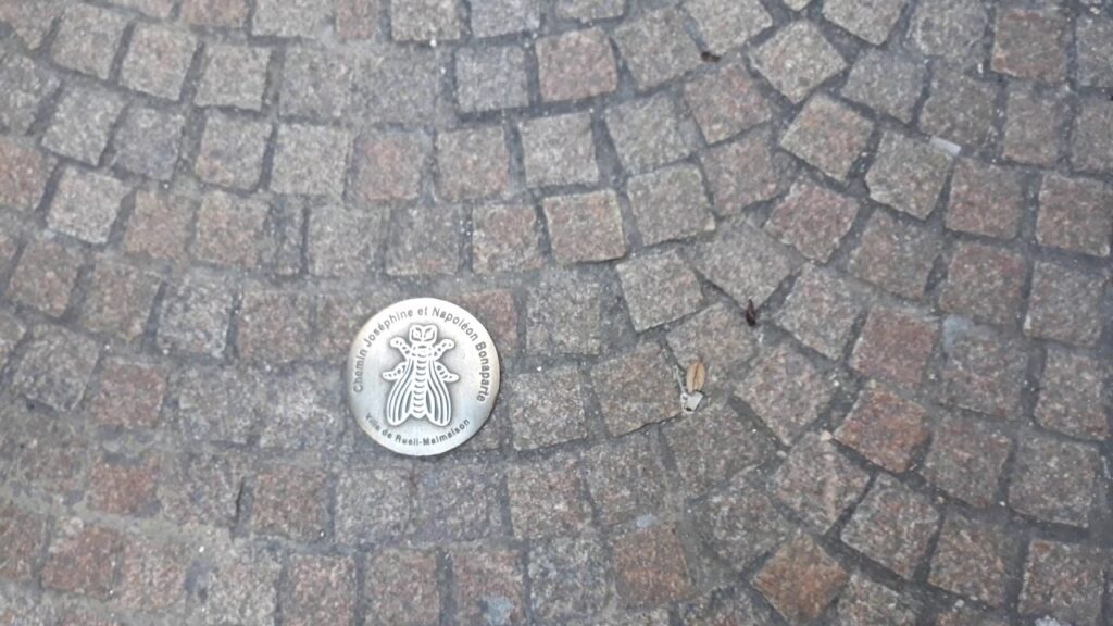 , Rueil-Malmaison,RUEIL-MALMAISON baladé dans centre ville côté officiel touriste. 🐝🇫🇷