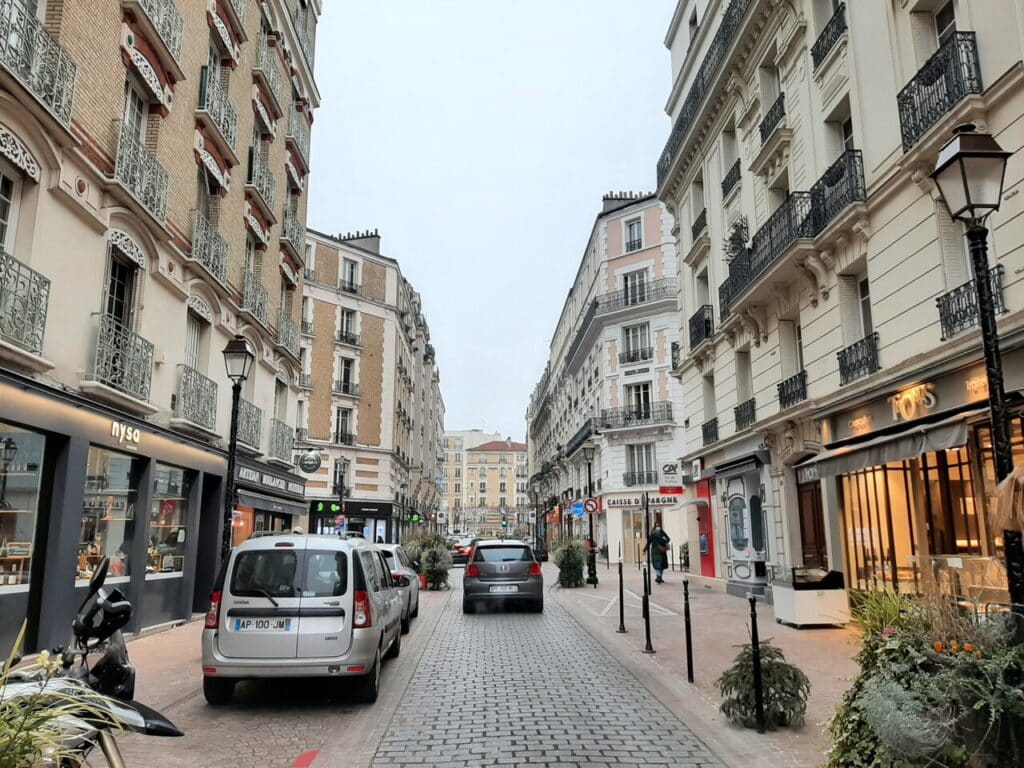 , Courbevoie; Ces villes des Hauts-de-Seine sont celles où il fait le plus bon vivre en Île-de-France